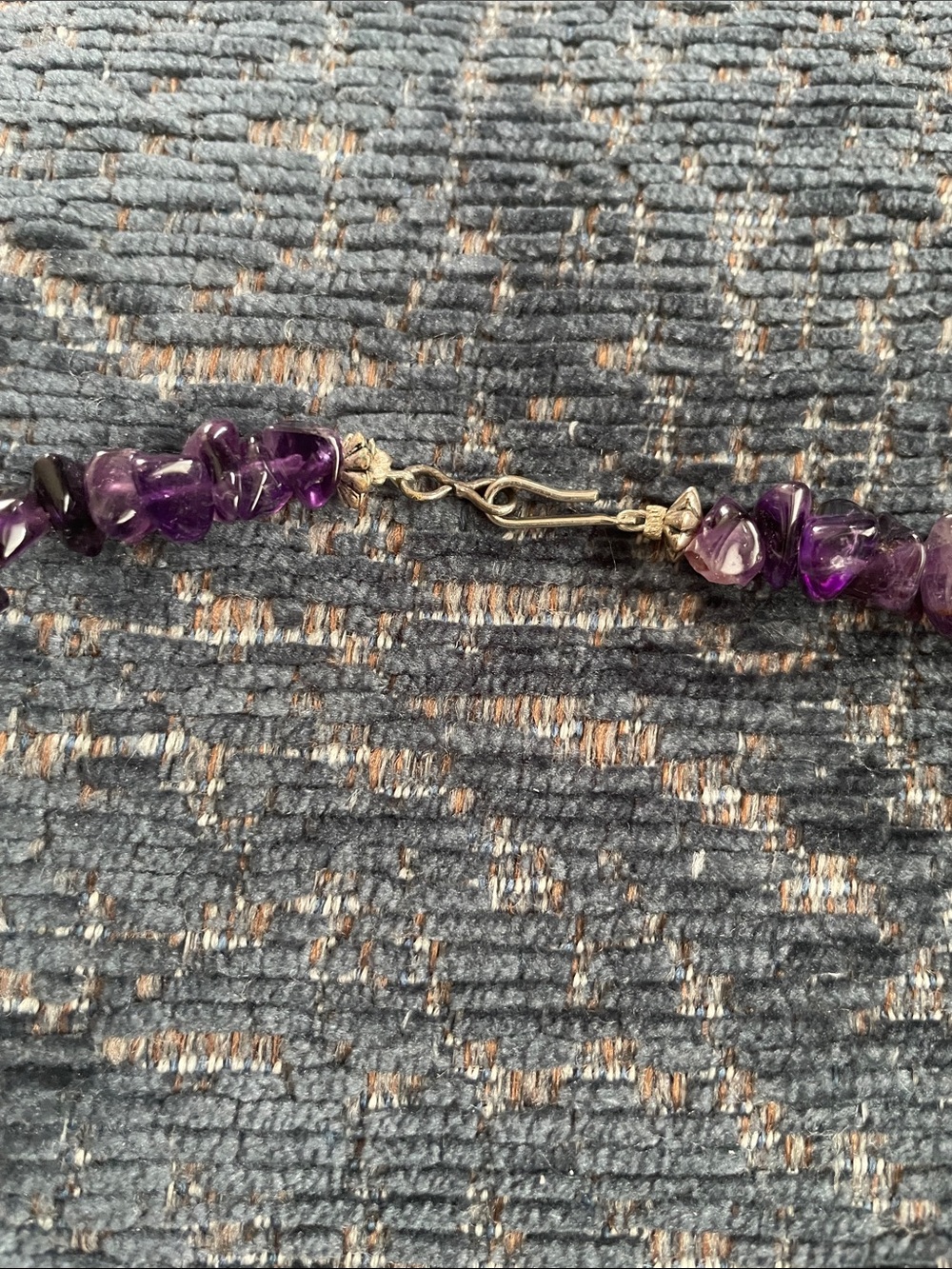 Vintage 1990s Amethyst Bead Necklace with Silver Cat Charms - Picture 4 of 10
